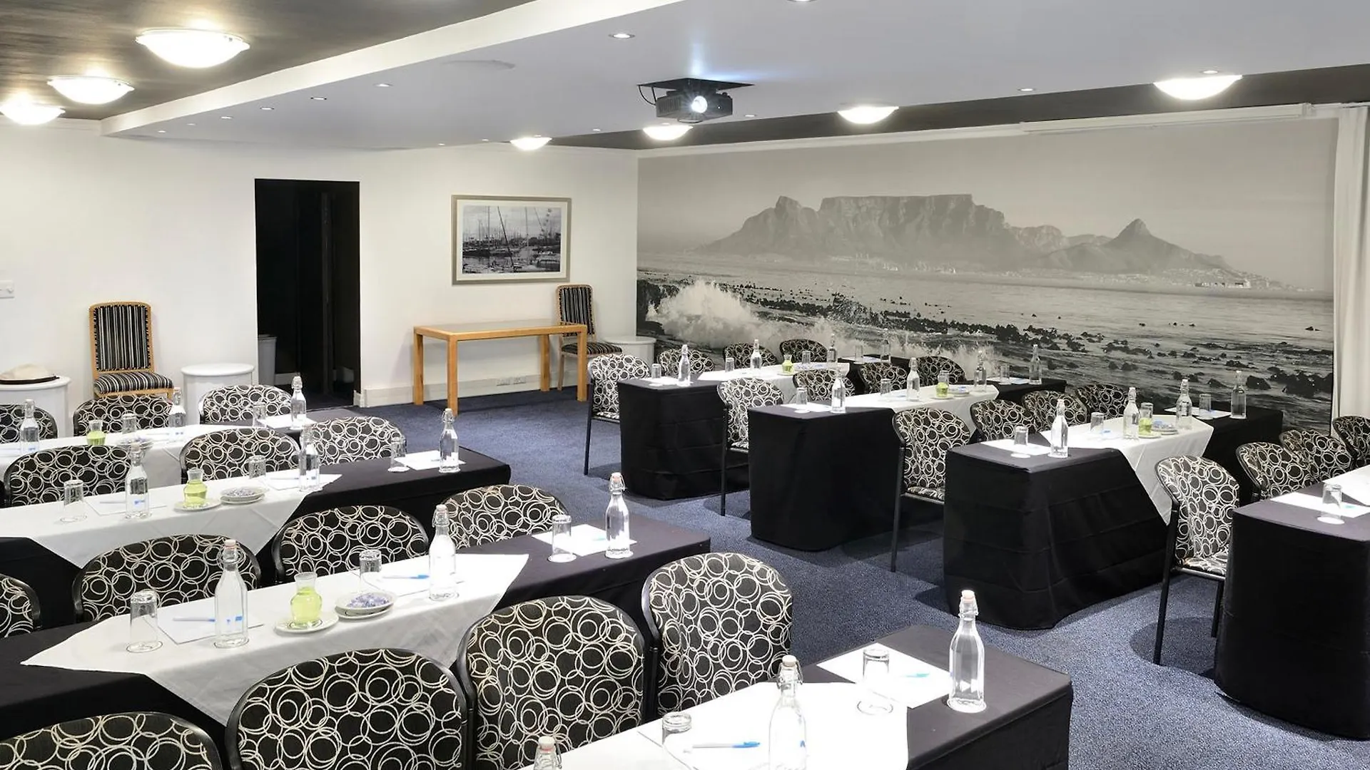 Peninsula All Suite Hotel By Dream Resorts Cape Town