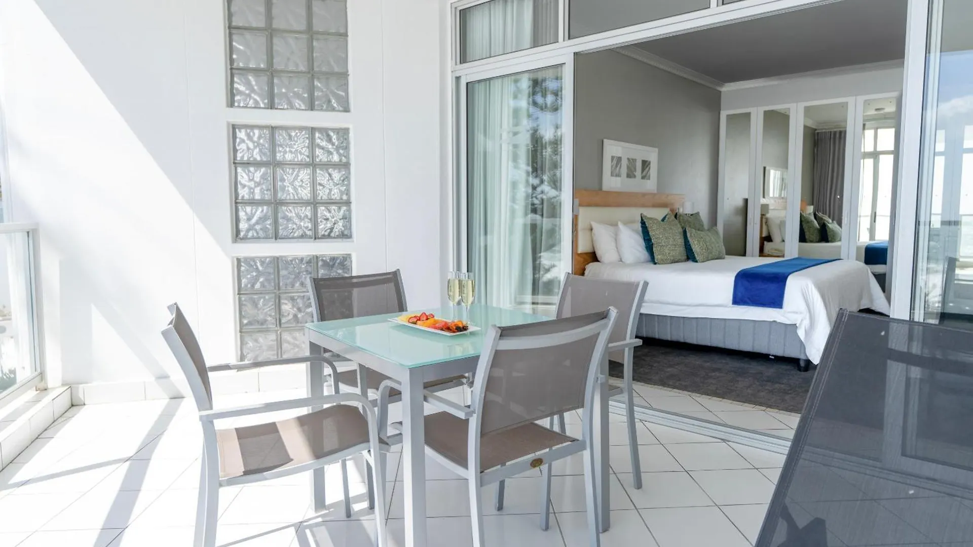 Peninsula All Suite Hotel By Dream Resorts Cape Town