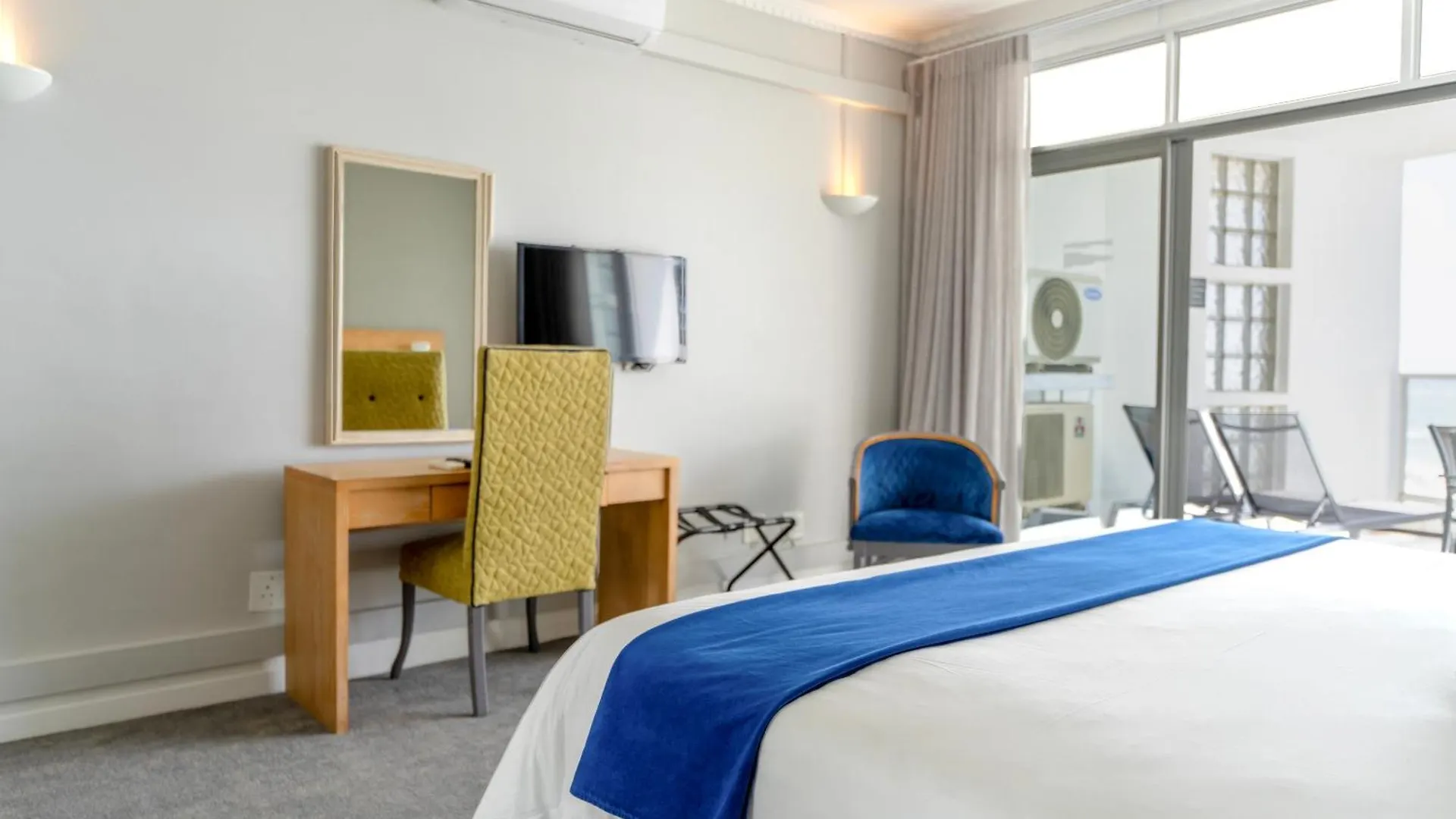 Peninsula All Suite Hotel By Dream Resorts Cape Town